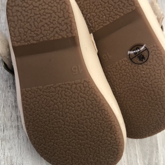 Faux leather comfy sandals 6-15 months - Picture 3 of 8